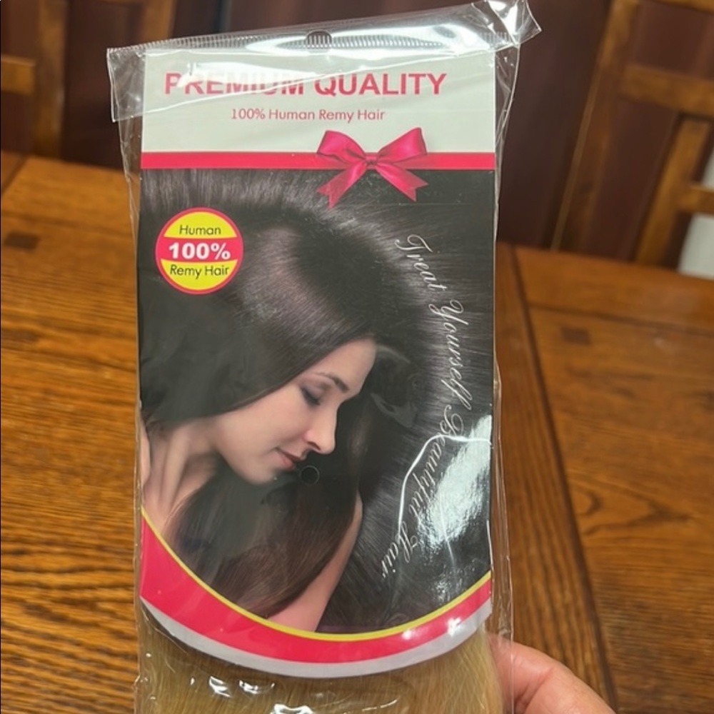 BLONDE REMY CLIPS  IN EXTENSIONS 18” 120 G